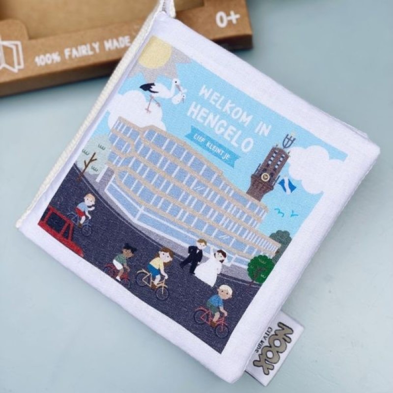 Zacht babyboekje 'Welkom in Hengelo' Babyboekje Hengelo zonder babysokjes
